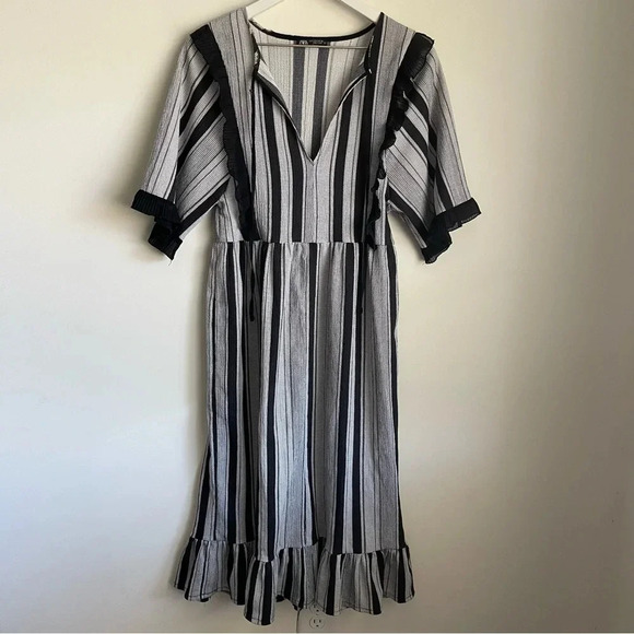 Zara striped ruffle midi short sleeve dress size small - Picture 3 of 9